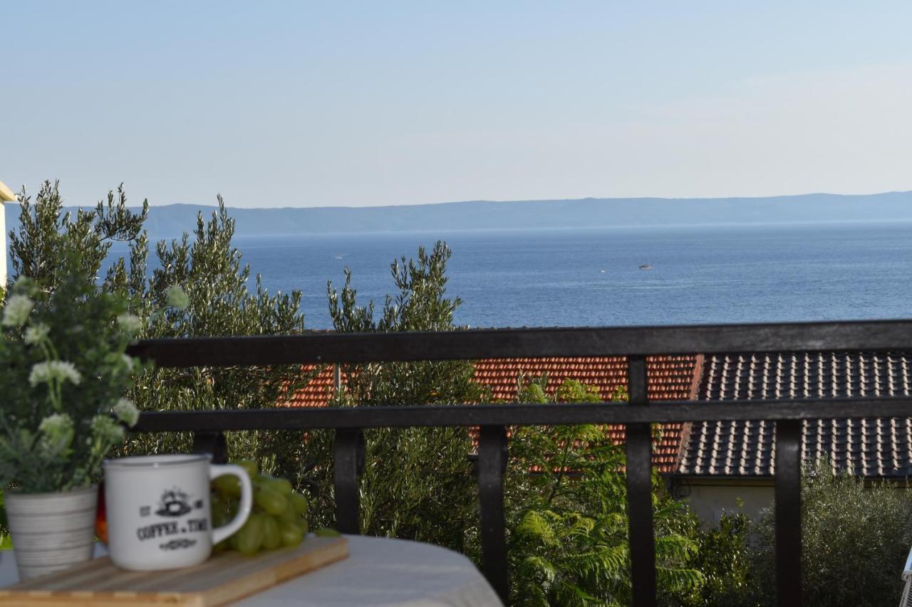Villa Pehar Макарска Екстериор снимка